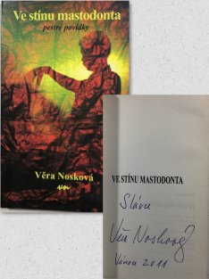 Ve stínu mastodonta