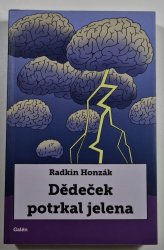 Dědeček potrkal jelena - 