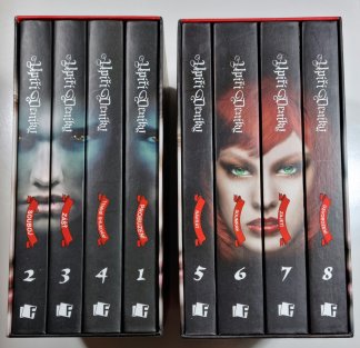 Upíří deníky 1- 8 vázané ( 2 boxy )