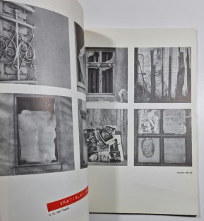 37 fotografů na Chmelnici