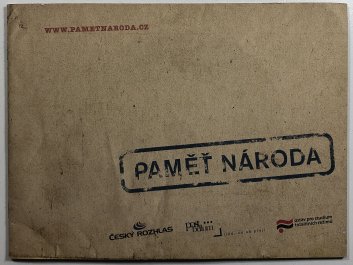 Paměť národa + CD (anglicky, česky)