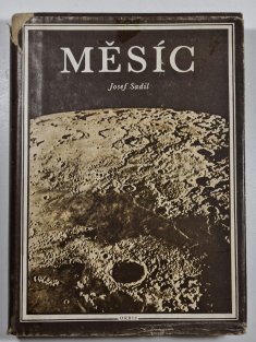 Měsíc