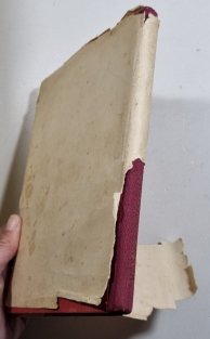 Se zatajeným dechem