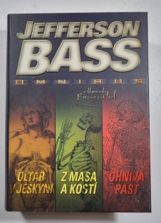 Oltář v jeskyni / Z masa a kostí / Ohnivá past - Omnibus v hlavní roli Farma mrtvol