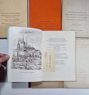 Novinářská knihovna A. Laurina - Politická funkce novin, Věda o novinách, Všeobecné dějiny periodického tisku, Zpravodajství, Současný periodický tisk, Dodatky
