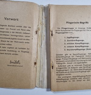 Kriegsflugzeuge - Deutsche, italienische, britisch-amerikanische und sowjetische