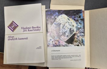 Atlas drahých kamenů
