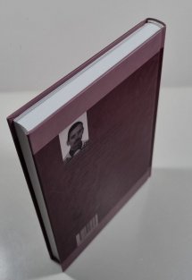 Patriarcha Dr. Miroslav Novák - Život mezi svastikou a rudou hvězdou