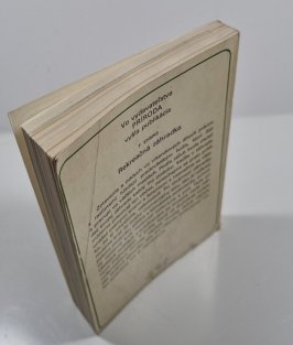 Záhradka pri dome (slovensky)