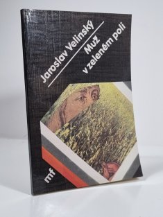 Muž v zeleném poli