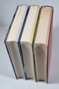 Ve službách spravedlnosti / Ve službách meče / Ve službách milosti