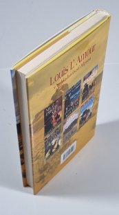 Poušť nezná slitování