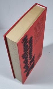 2x detektivní román - Móda skrytá v rubáši / Koronerův případ