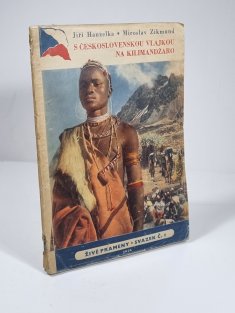 S československou vlajkou na Kilimandžáro