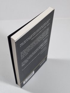 Pokoj posypaný pylem