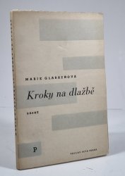Kroky na dlažbě - 