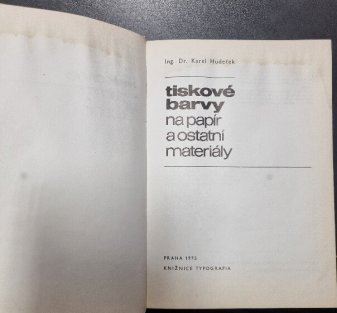 Tiskové barvy na papír a ostatní materiály