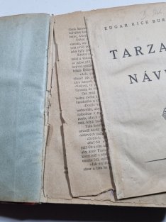 Tarzanův návrat / Tarza III. - Tarzanovy šelmy