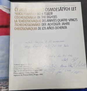 Československo osmdesátých let (vícejazyčné)
