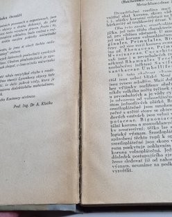 Speciální botanika zemědělská (část třetí - Rostliny srostloplátečné a jednoděložné)