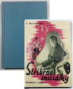 Stříbrné iniciálky