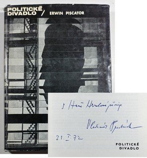 Politické divadlo