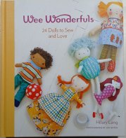 Wee Wonderfuls - 24 Dolls to Sew and Love - 