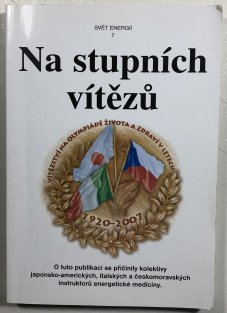 Na stupních vítězů