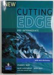 New Cutting Edge - Pre-intermediate Students´book with mini-dictionary  - 