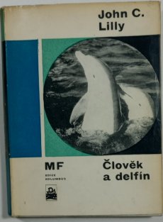 Člověk a delfín