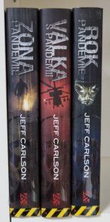 Pandemie 1-3 - Rok pandemie, Válka s pandemií, Zóna pandemie