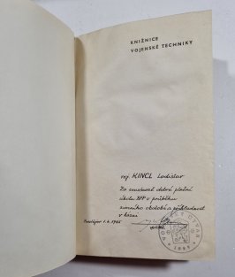 Rozpoznávání raket, letadel, tanků a jiné bojové techniky
