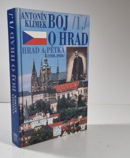 Boj o hrad I. - Hrad a pětka 1918 - 1926 