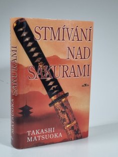 Stmívání nad sakurami