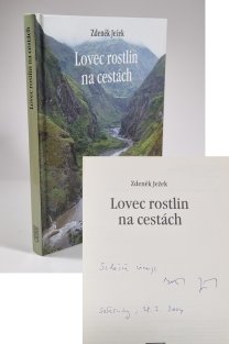 Lovec rostliny na cestách