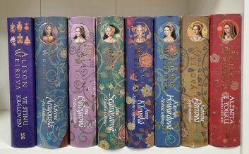 Tudorovské královny - Ve stínu královen / Kateřina Aragonská, Anna Boleynová, Jana Seymourová, Anna Klevská, Kateřina Howardová, Kateřina Parrová + Alžběta z Yorku, poslední bílá růže