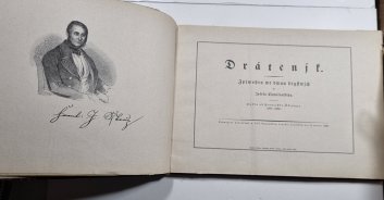 Drátenjk (Dráteník) - Zpěvohra we dwau dějstwjch