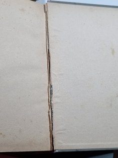 Zápas s nebem I. - III. (Smrtonoš, Podobni bohům, Metla nebes)