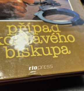 Případ koktavého biskupa