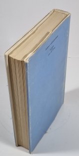 V spisovatelské laboratoři