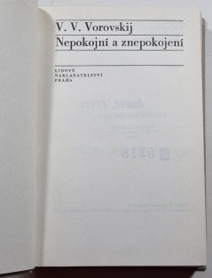 Nepokojní a znepokojení