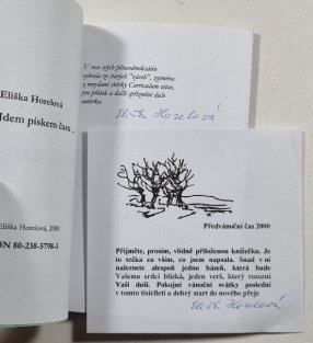 Jdem pískem času
