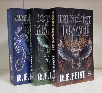 Zloba šíleného boha + Do temného království + Let nočních dravců