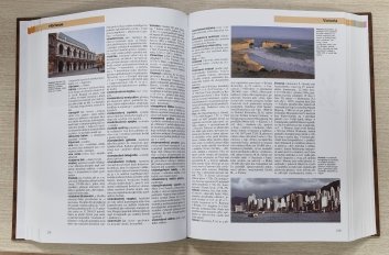 Universum  - všeobecná encyklopedie 1 - 10 (komplet + CD)