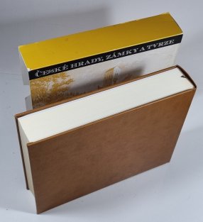 České hrady, zámky a tvrze IV. - Střední Čechy