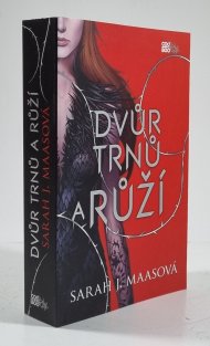 Dvůr trnů a růží