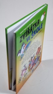 Zvířátka ve škole a jiné příběhy (první čtení s velkými písmenky)