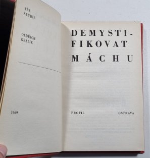 Demystifikovat Máchu