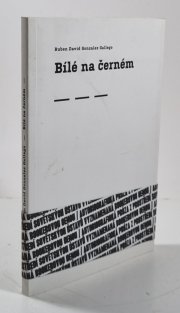Bílé na černém - Revolver Revue 36