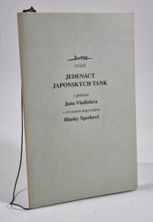 Jedenáct japonských tank